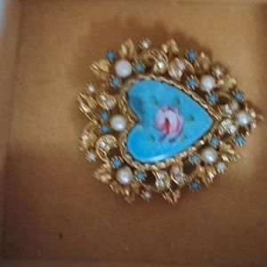 Brooch